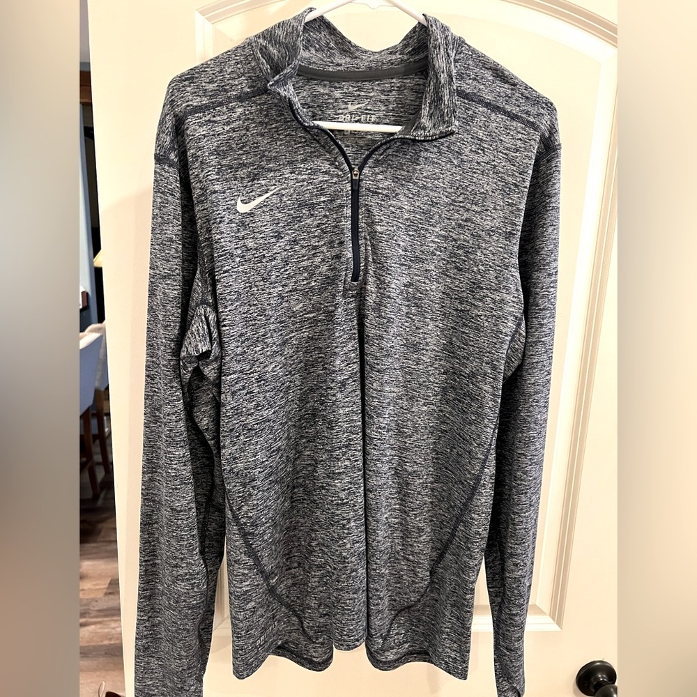 Nike dri-fit 1/4 zip pullover, size M